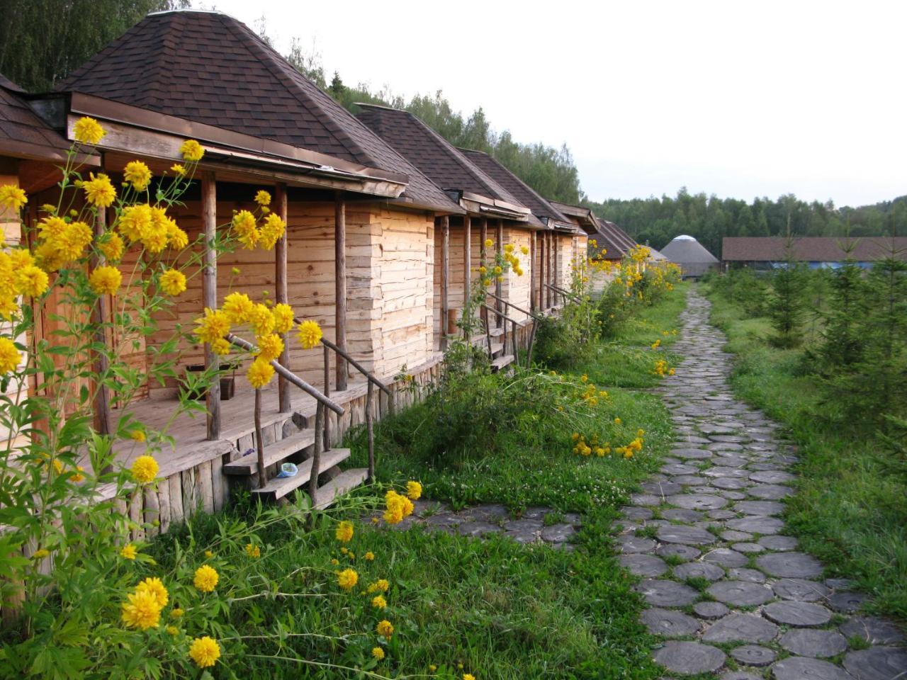 Sibiria Hotel Ethnomir Borovsk  Bagian luar foto